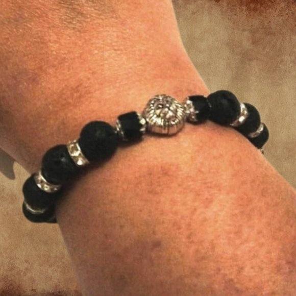 XXL Mens Lion Head Beaded Bracelet - Picture 2 of 5